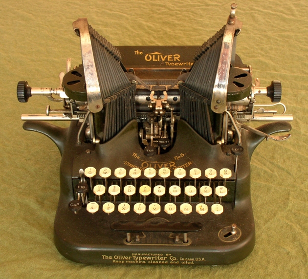 1911 Oliver 5 on the Typewriter Database